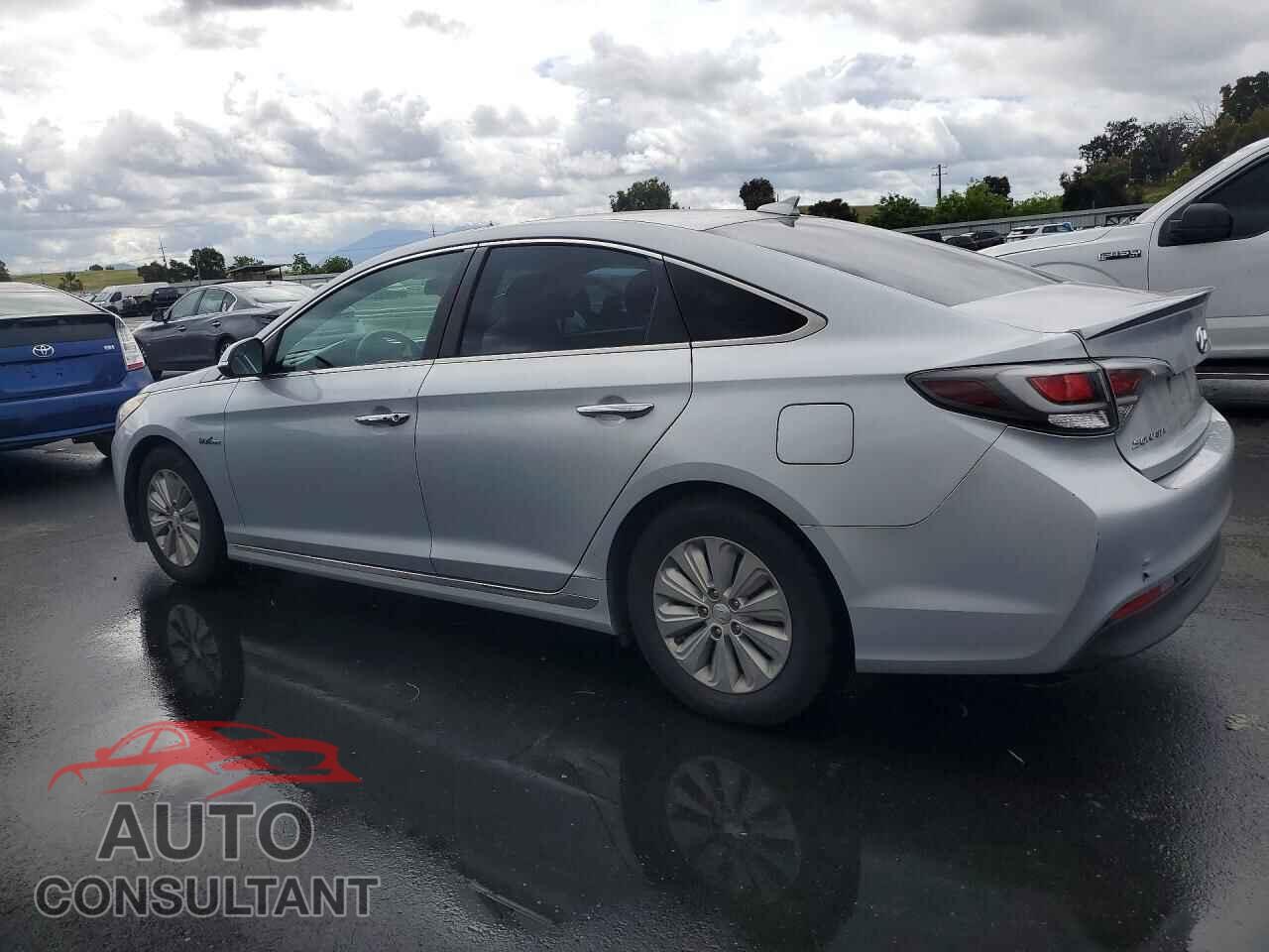 HYUNDAI SONATA 2017 - KMHE24L36HA063411