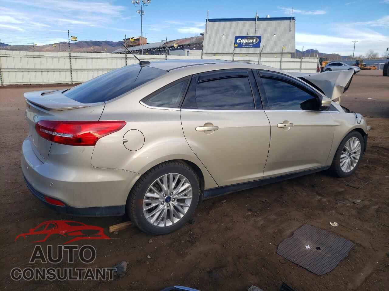 FORD FOCUS 2018 - 1FADP3J21JL255129