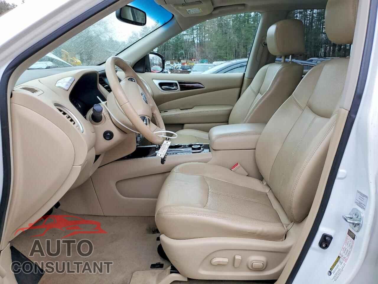 NISSAN PATHFINDER 2013 - 5N1AR2MM3DC644319