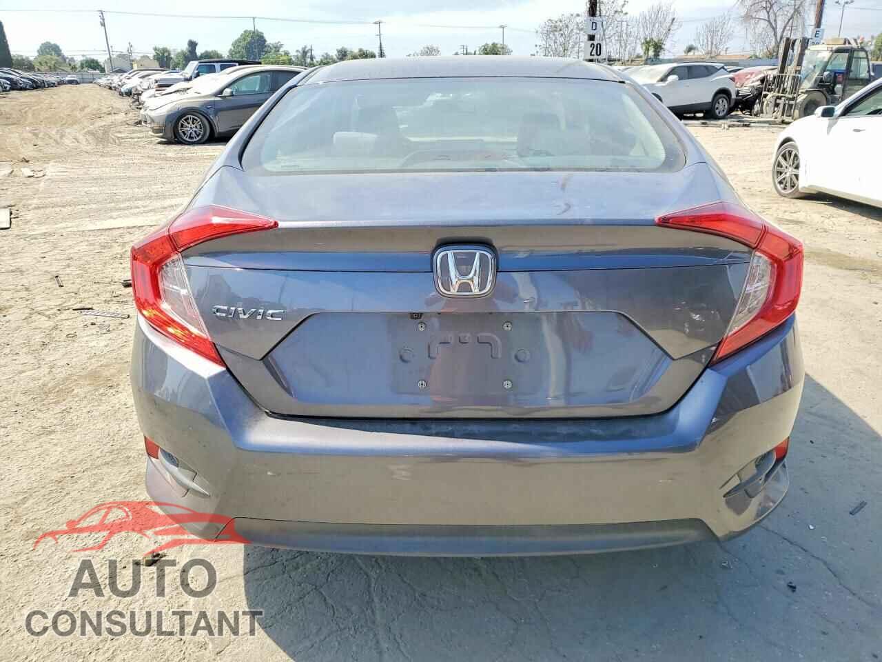 HONDA CIVIC 2018 - 2HGFC2F56JH580126