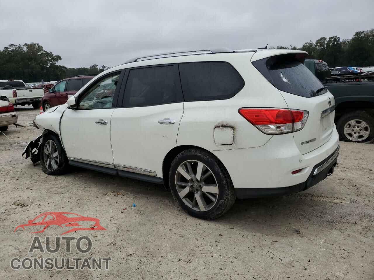 NISSAN PATHFINDER 2013 - 5N1AR2MN9DC609017