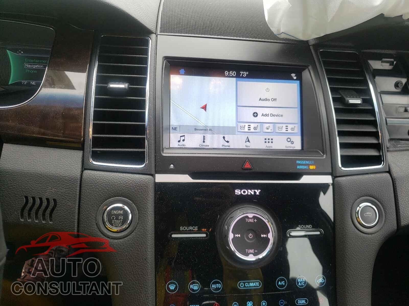 FORD TAURUS 2018 - 1FAHP2F84JG143099