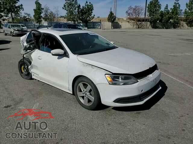 VOLKSWAGEN JETTA 2012 - 3VWLL7AJ0CM339246
