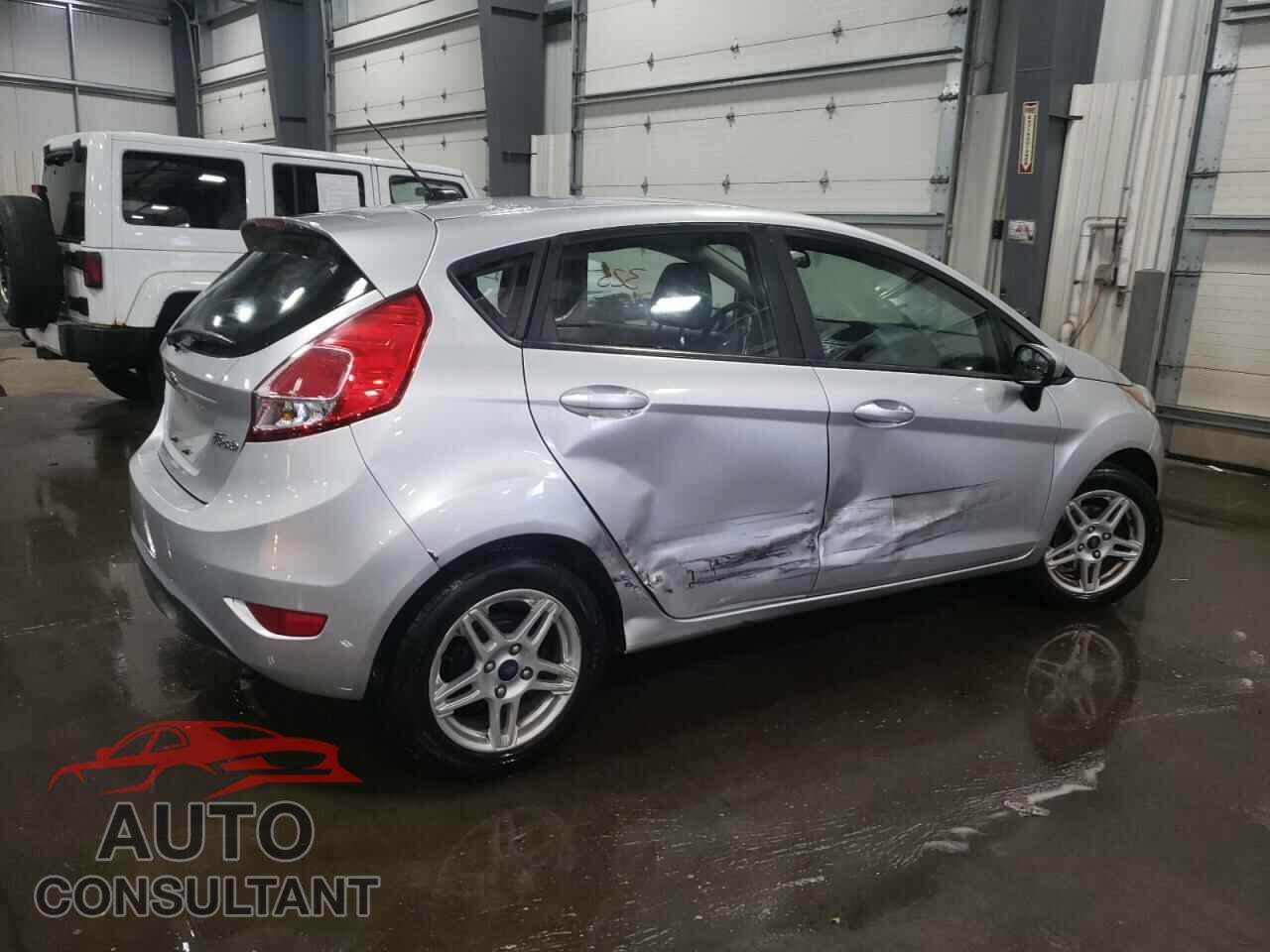FORD FIESTA 2017 - 3FADP4EJ9HM135482