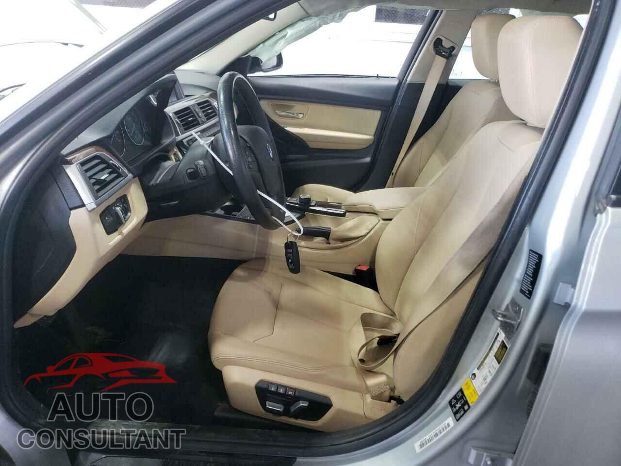 BMW 3 SERIES 2017 - WBA8E5G35HNU42740