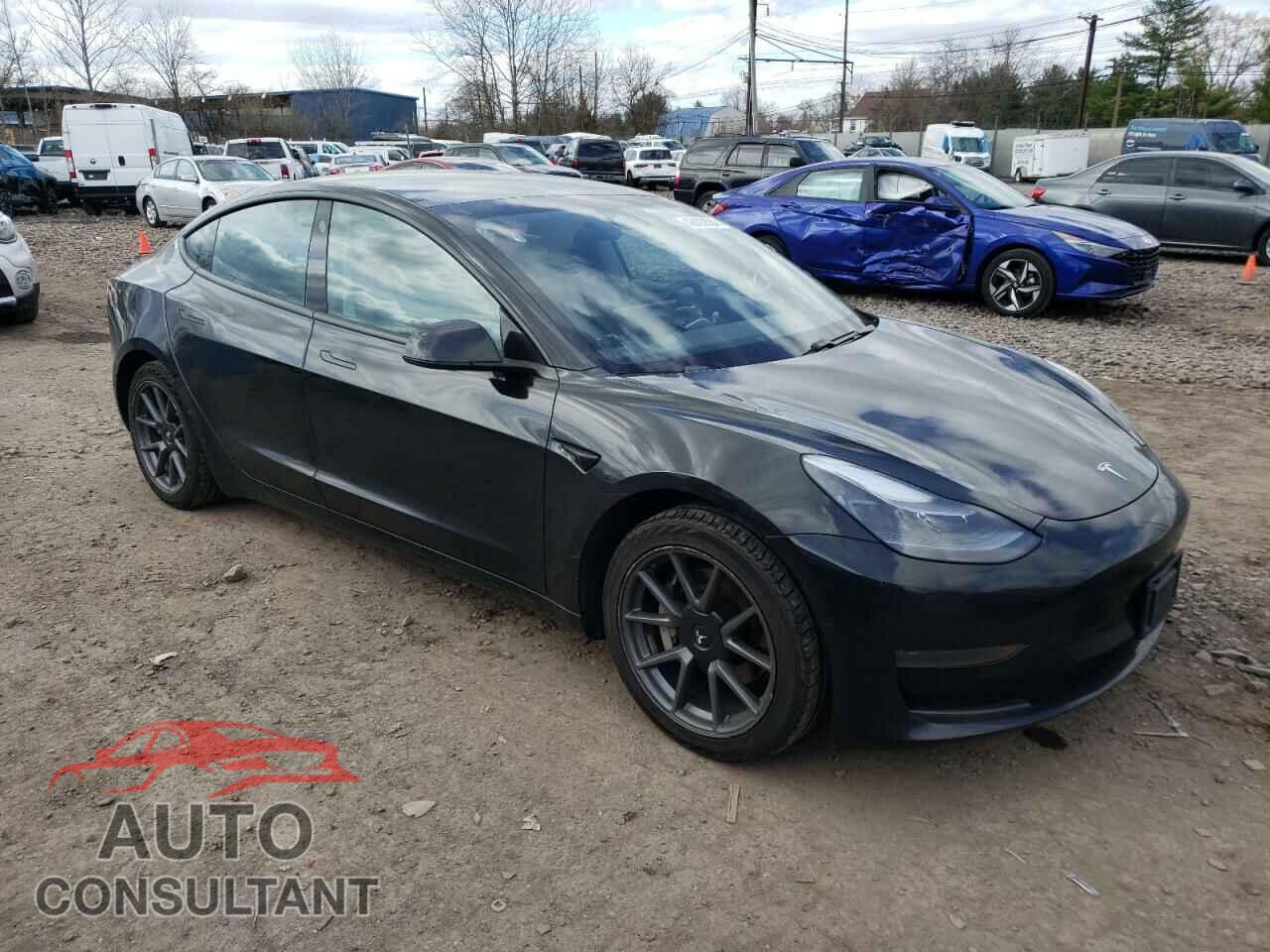 TESLA MODEL 3 2021 - 5YJ3E1EAXMF915144