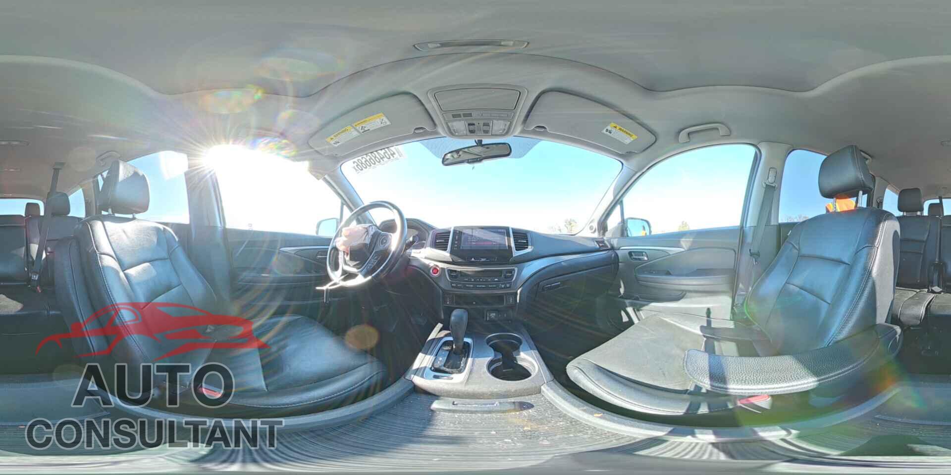 HONDA PILOT 2017 - 5FNYF5H78HB000230