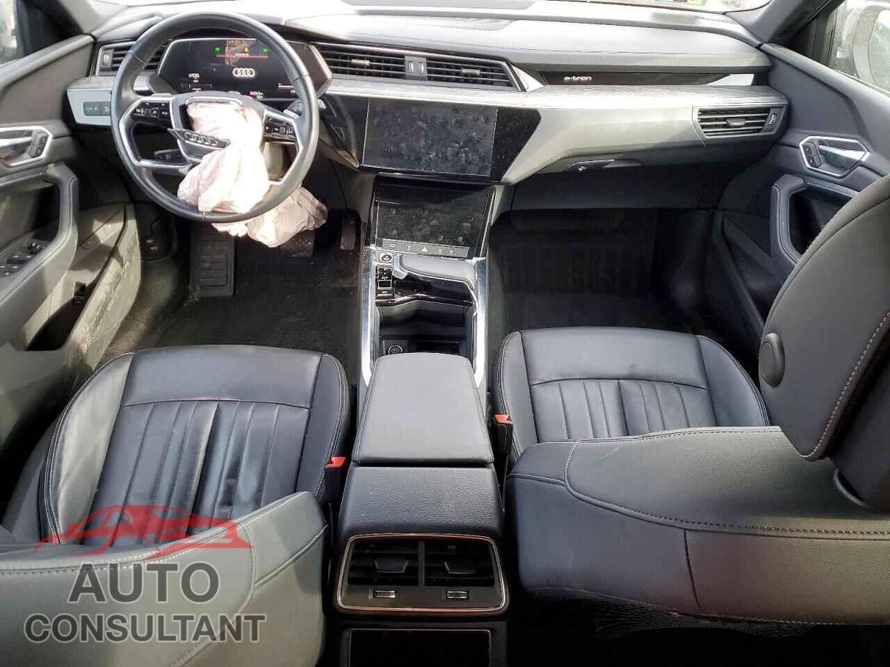 AUDI E-TRON 2022 - WA1AAAGE9NB009732
