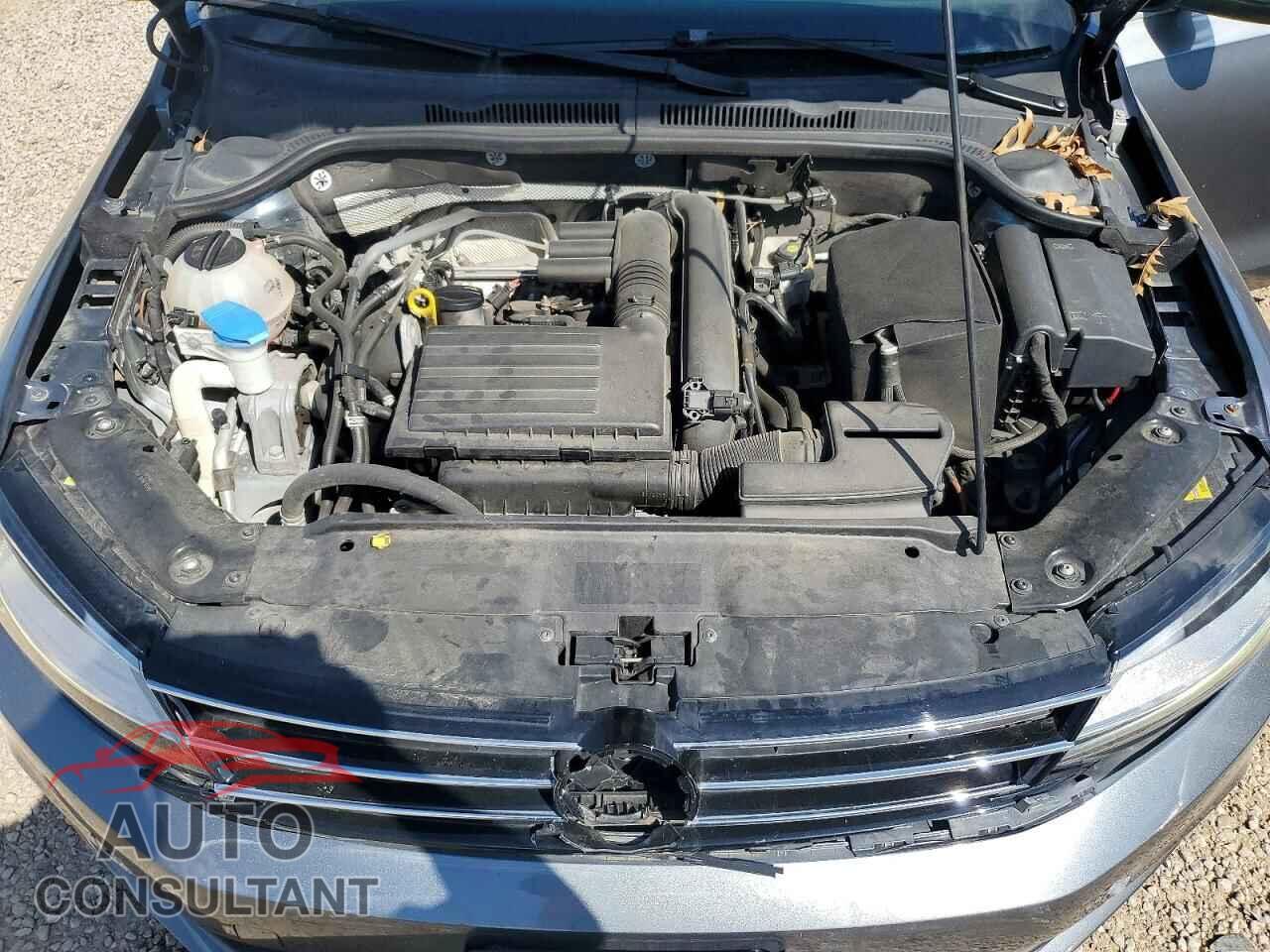 VOLKSWAGEN JETTA 2017 - 3VW2B7AJ5HM344593