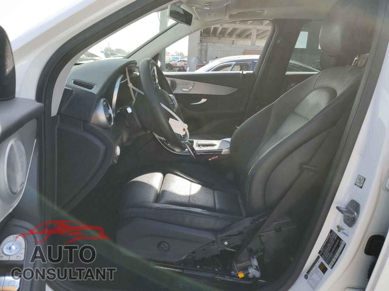 MERCEDES-BENZ GLC-CLASS 2020 - WDC0G8DB4LF689817