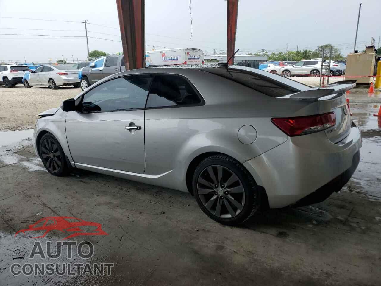 KIA FORTE 2011 - KNAFW6A37B5353892