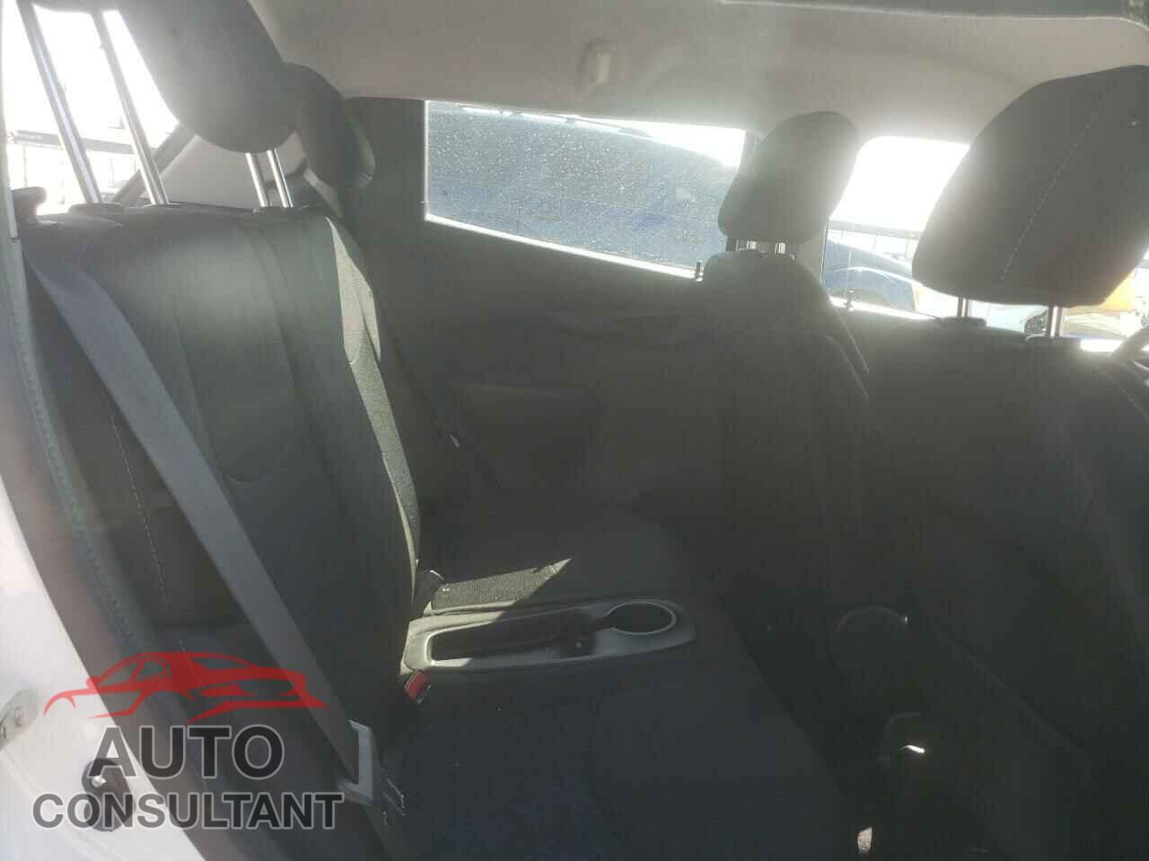 CHEVROLET SPARK 2021 - KL8CD6SA1MC704490