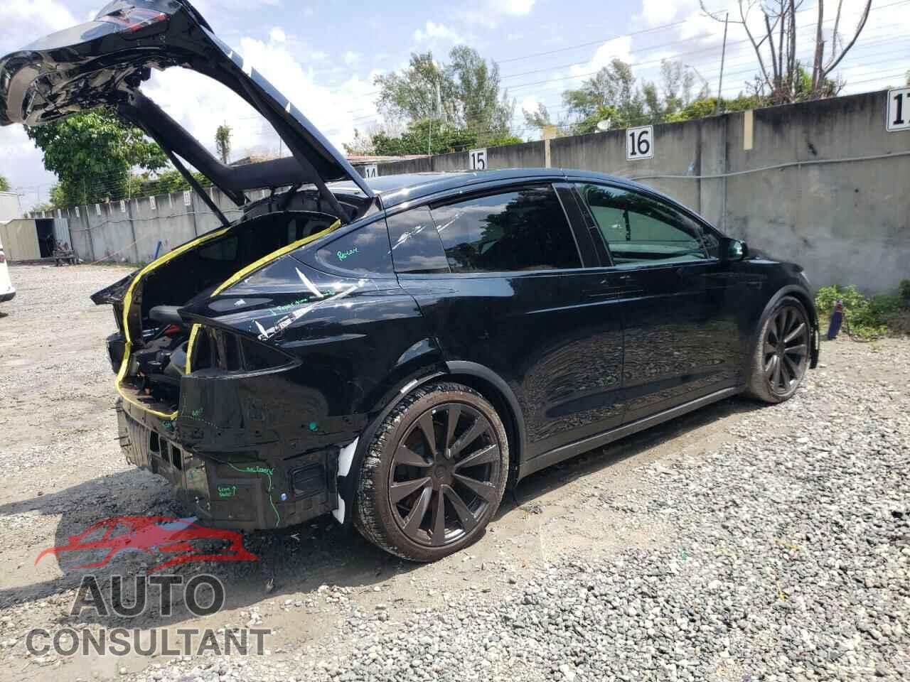 TESLA MODEL X 2022 - 7SAXCBE54NF359787