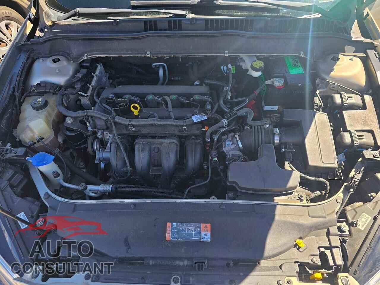 FORD FUSION 2016 - 3FA6P0H76GR121820