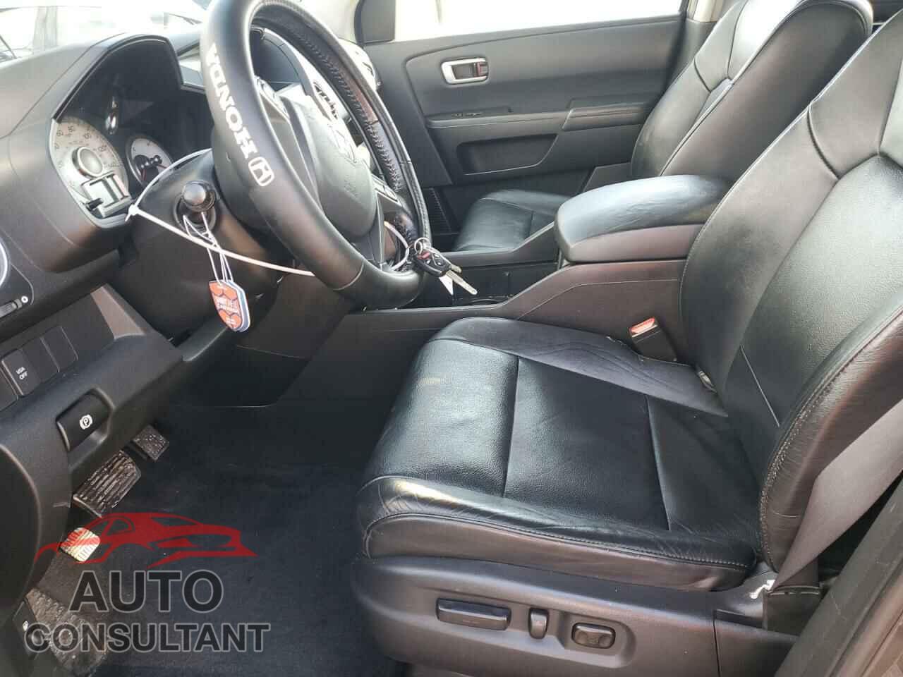 HONDA PILOT 2011 - 5FNYF4H51BB009013