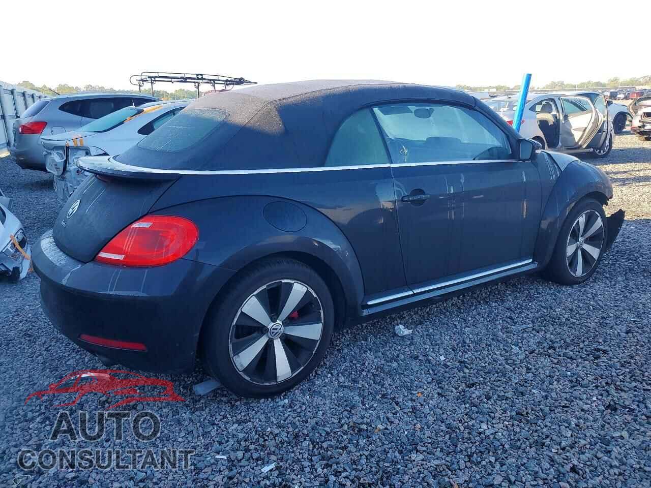 VOLKSWAGEN BEETLE 2013 - 3VW7A7AT2DM811327