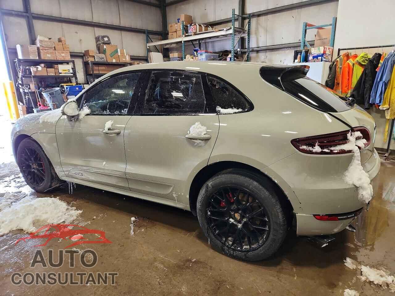 PORSCHE MACAN 2018 - WP1AG2A50JLB60013
