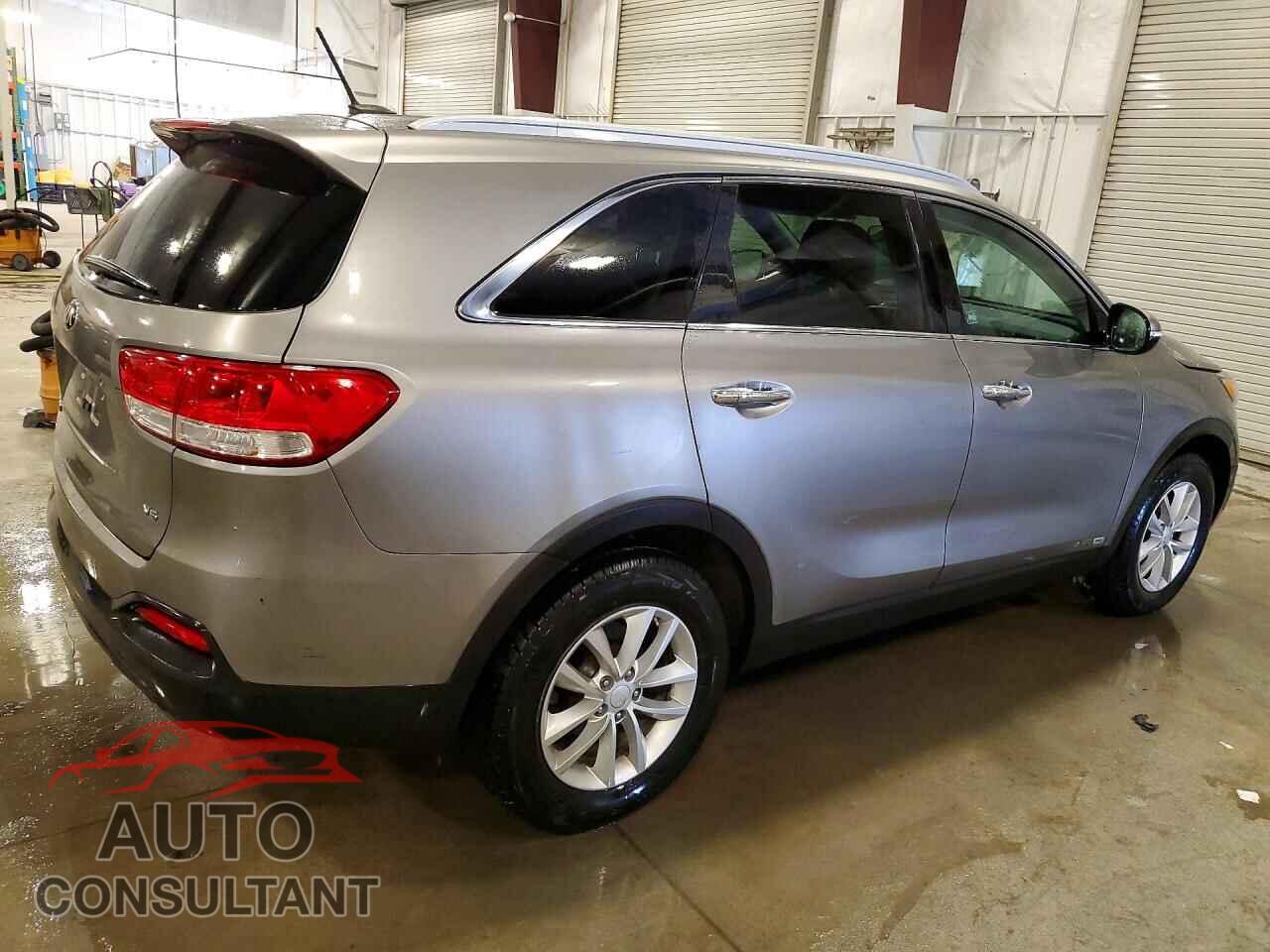 KIA SORENTO 2017 - 5XYPGDA59HG328065