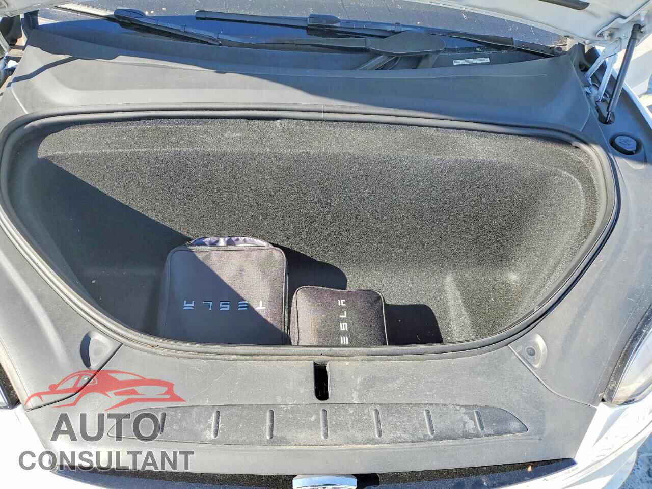 TESLA MODEL X 2022 - 7SAXCDE58NF345094