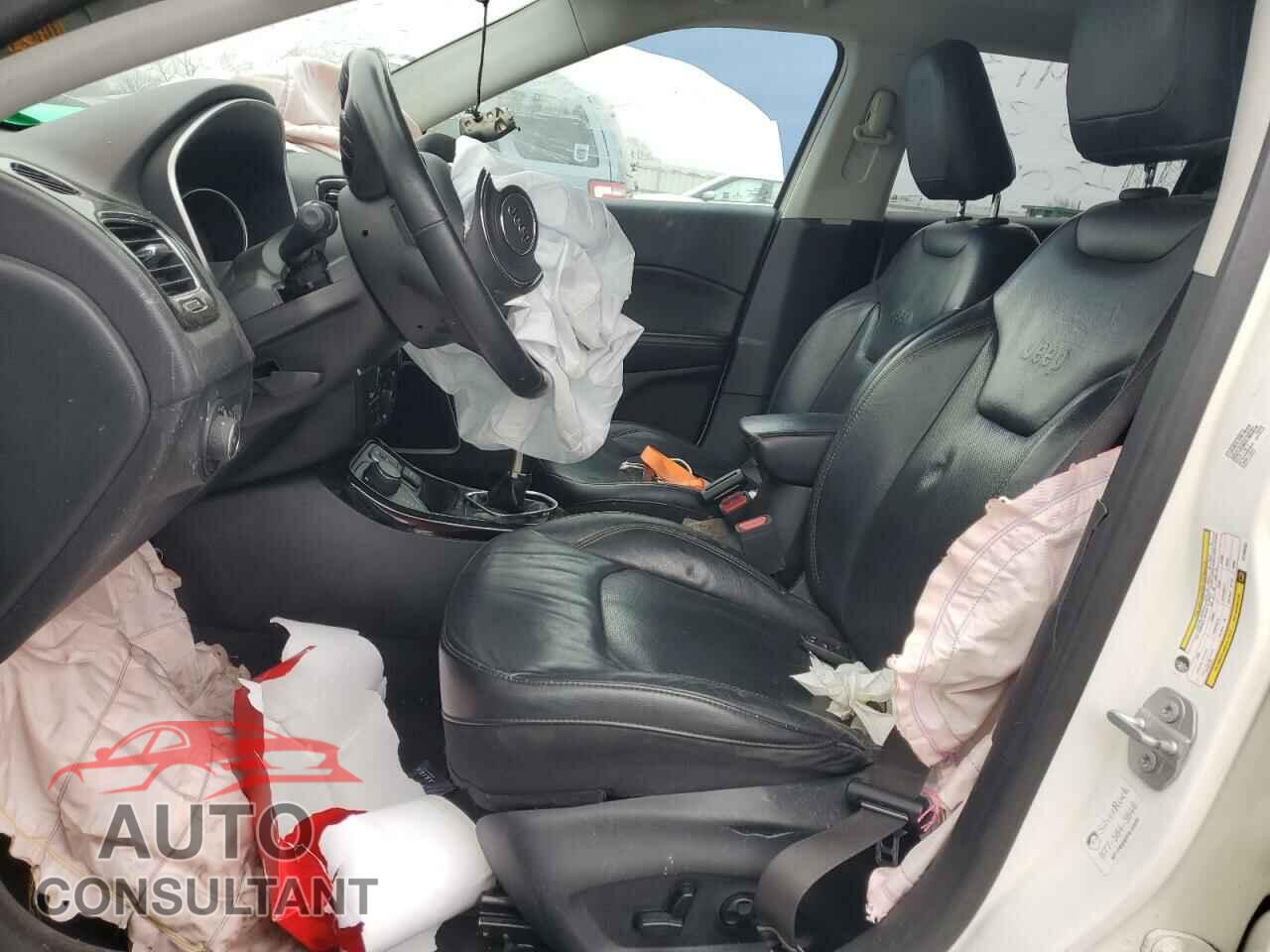 JEEP COMPASS 2018 - 3C4NJDCB9JT190554