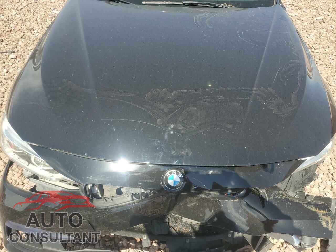 BMW 3 SERIES 2018 - WBA8B9C59JEE82884