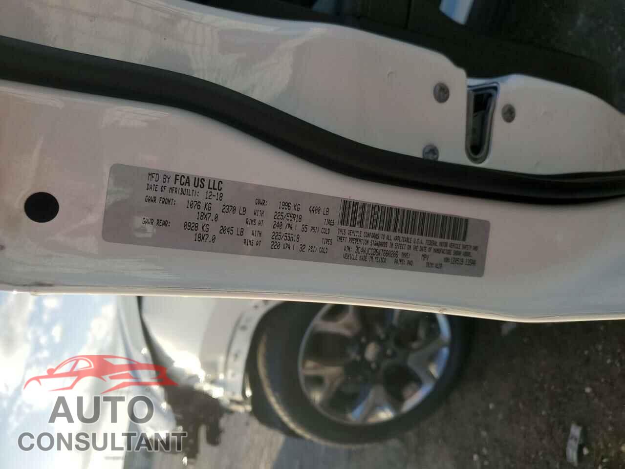 JEEP COMPASS 2019 - 3C4NJCCB9KT660206