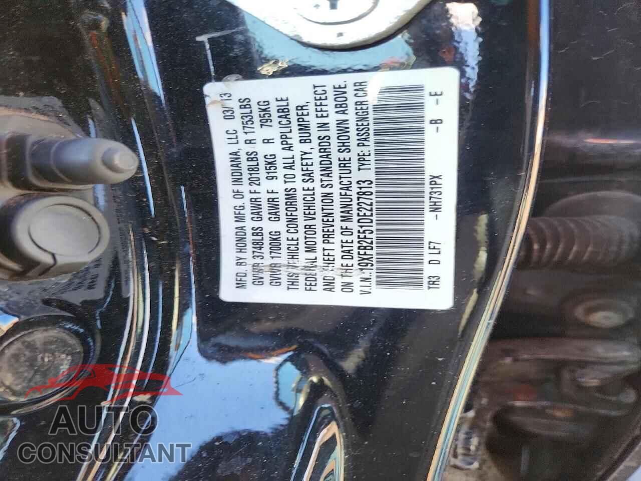 HONDA CIVIC 2013 - 19XFB2F51DE227813