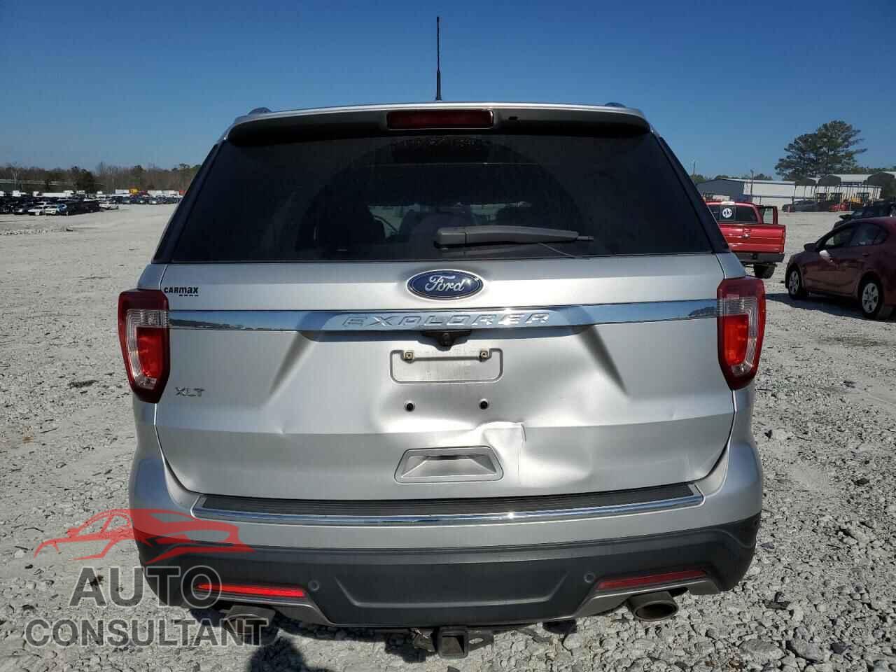 FORD EXPLORER 2018 - 1FM5K7D88JGA33213