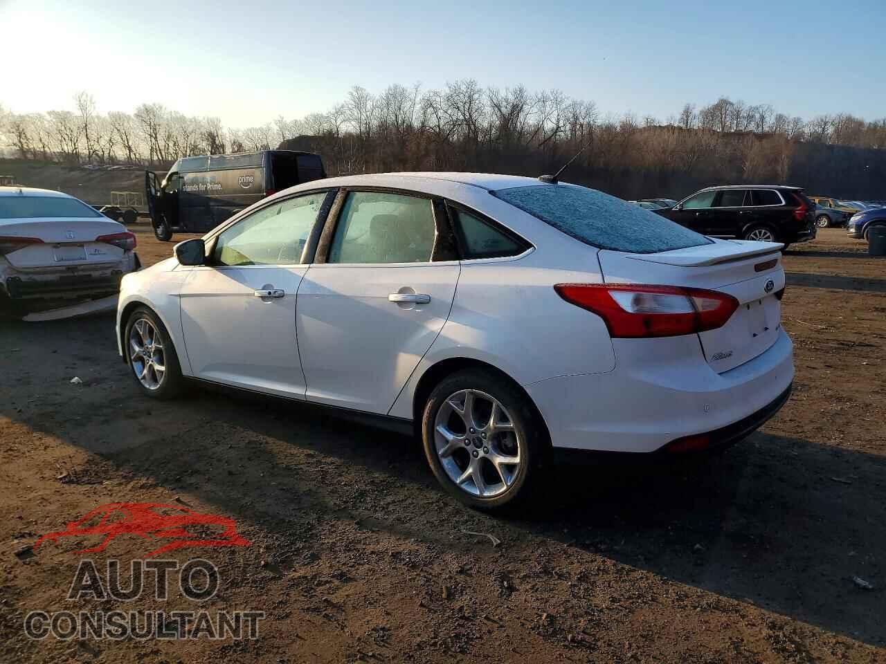 FORD FOCUS 2012 - 1FAHP3J26CL276143