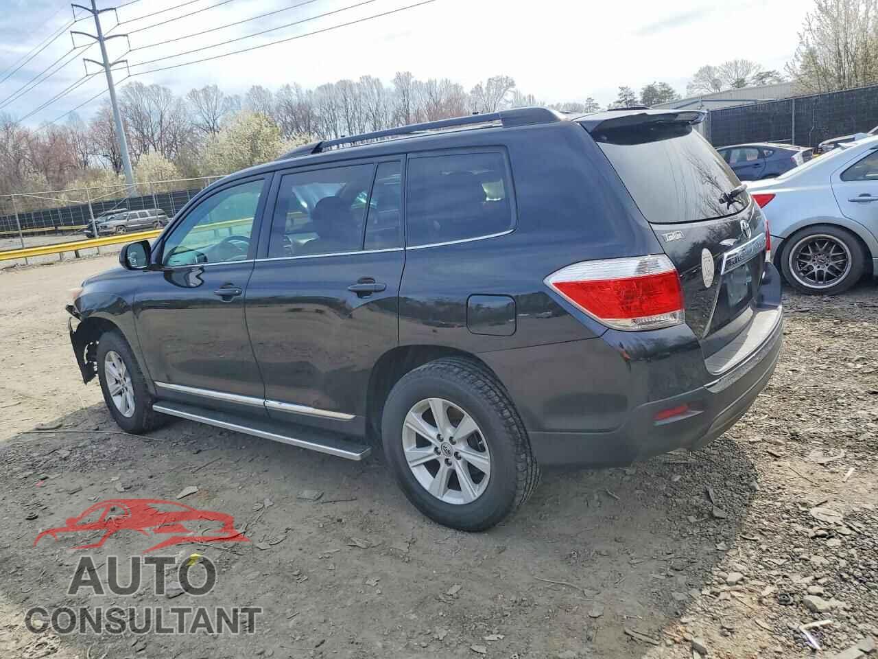 TOYOTA HIGHLANDER 2013 - 5TDBK3EH0DS238193