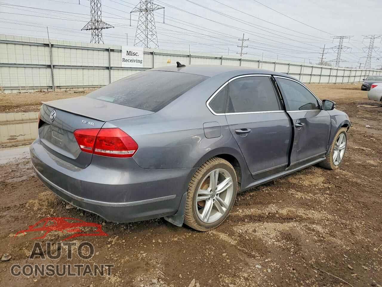 VOLKSWAGEN PASSAT 2015 - 1VWCV7A35FC007899