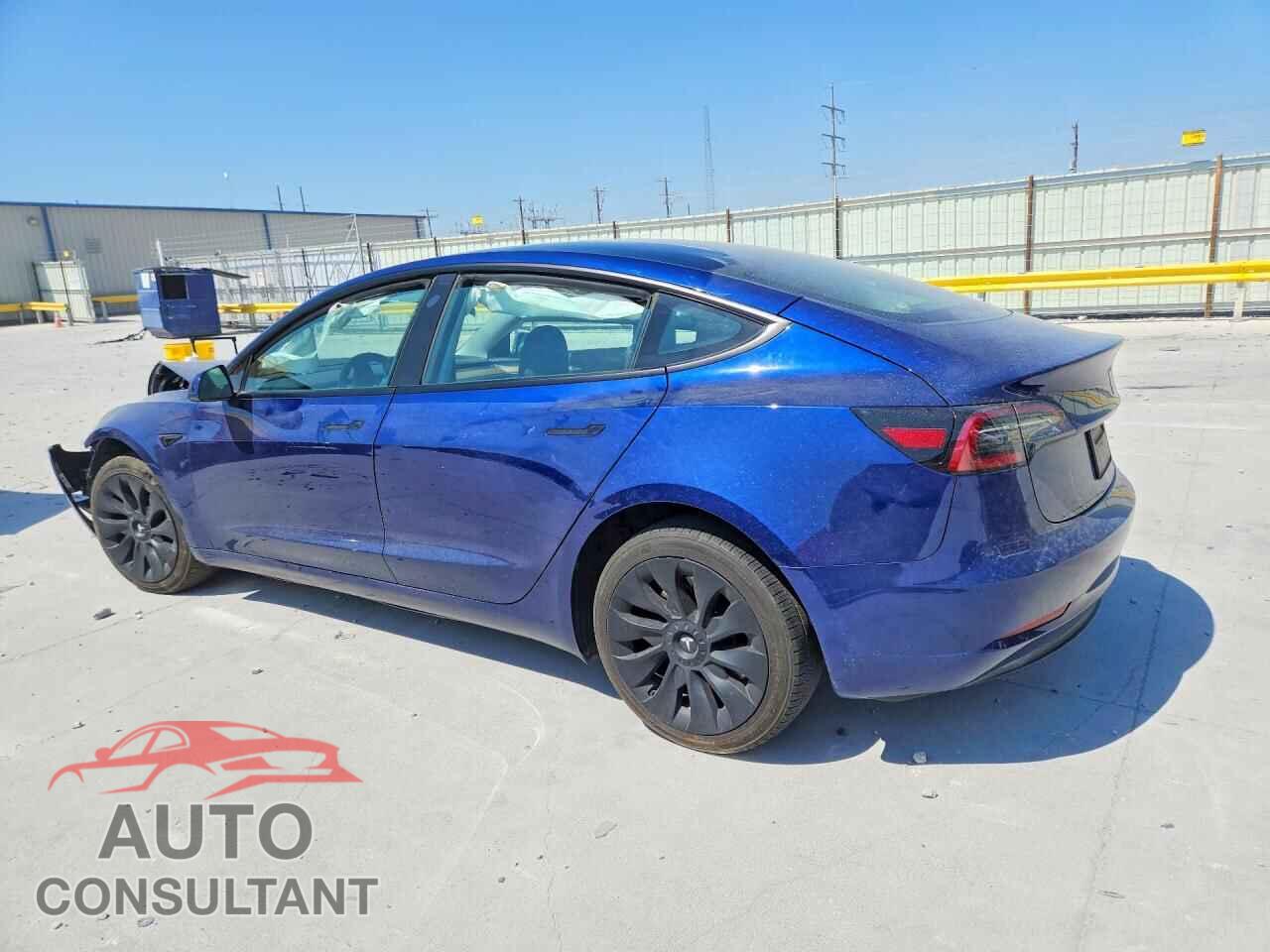 TESLA MODEL 3 2023 - 5YJ3E1EA5PF654655