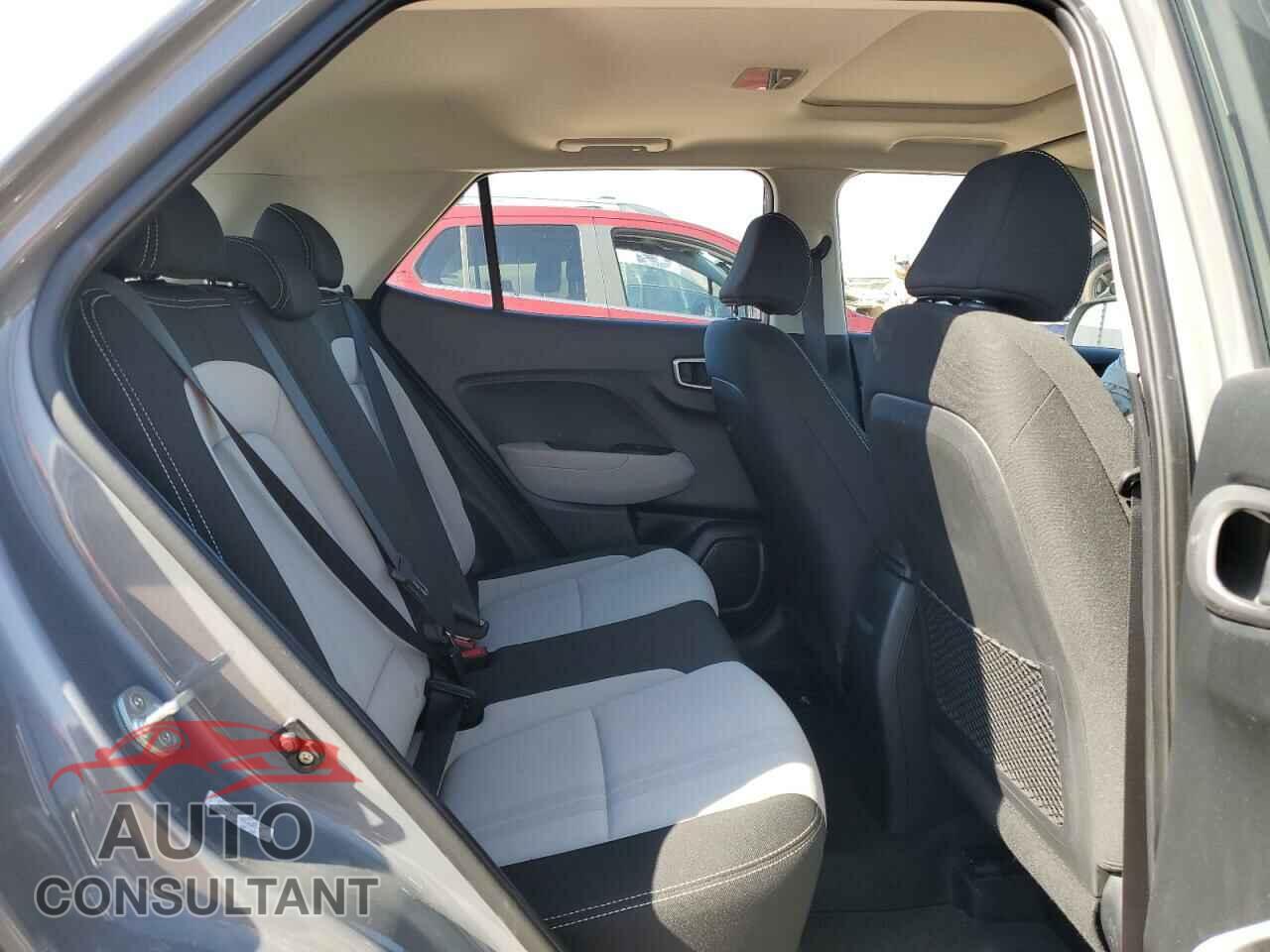HYUNDAI VENUE 2022 - KMHRC8A34NU166376