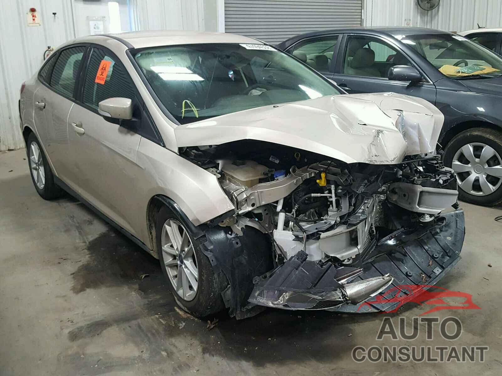 FORD FOCUS 2017 - 1FADP3F22HL298025