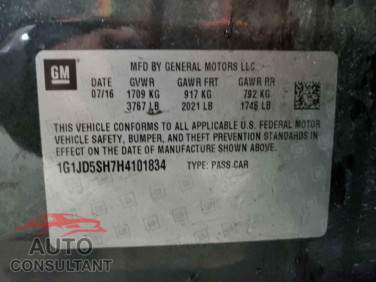 CHEVROLET SONIC 2017 - 1G1JD5SH7H4101834