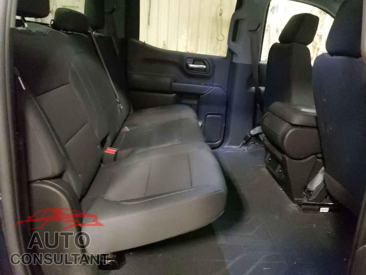 CHEVROLET SILVERADO 2019 - 3GCPWBEF5KG268420
