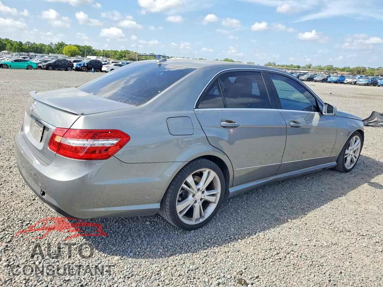 MERCEDES-BENZ E-CLASS 2012 - WDDHF5KB0CA561204