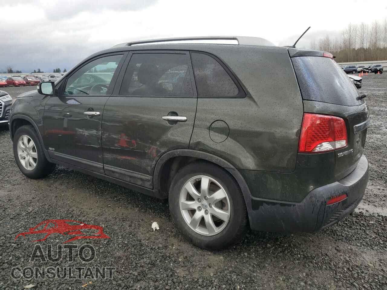 KIA SORENTO 2013 - 5XYKTDA28DG330959