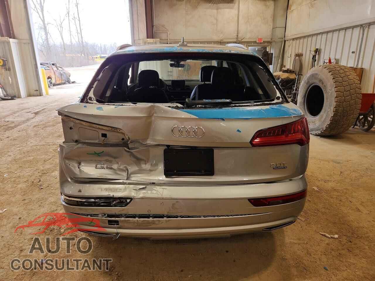 AUDI Q5 2018 - WA1BNAFY9J2049596