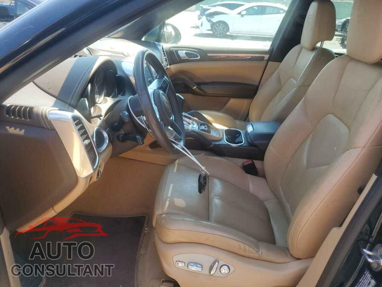 PORSCHE CAYENNE 2017 - WP1AA2A28HKA91711