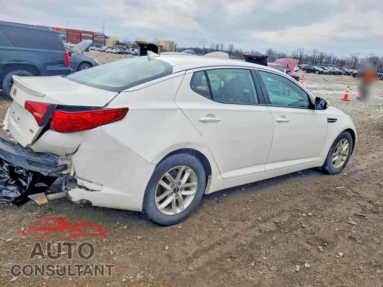 KIA OPTIMA 2011 - KNAGM4A71B5088856