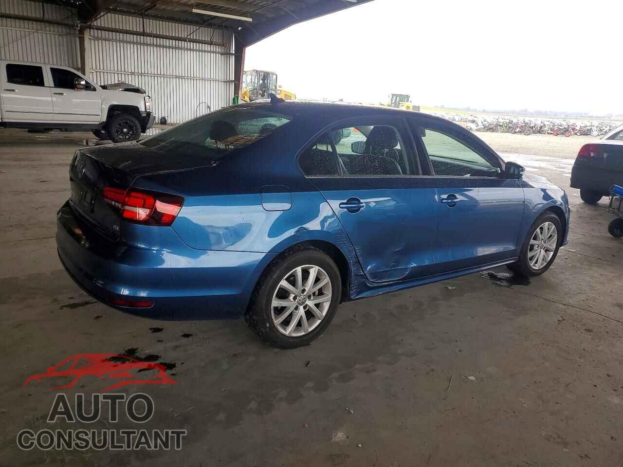 VOLKSWAGEN JETTA 2017 - 3VWDB7AJXHM308133