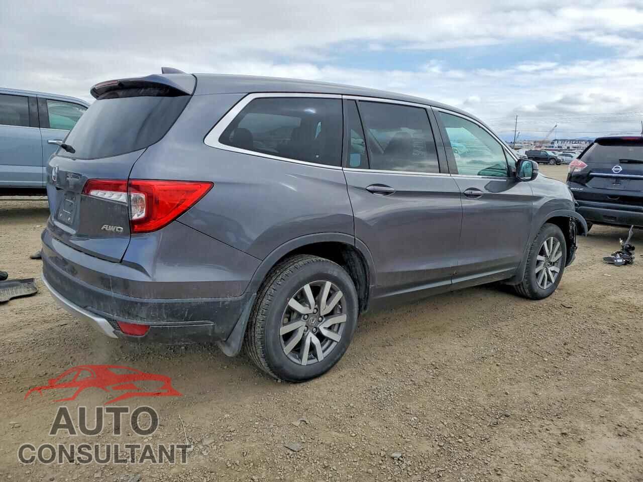 HONDA PILOT 2019 - 5FNYF6H32KB044380
