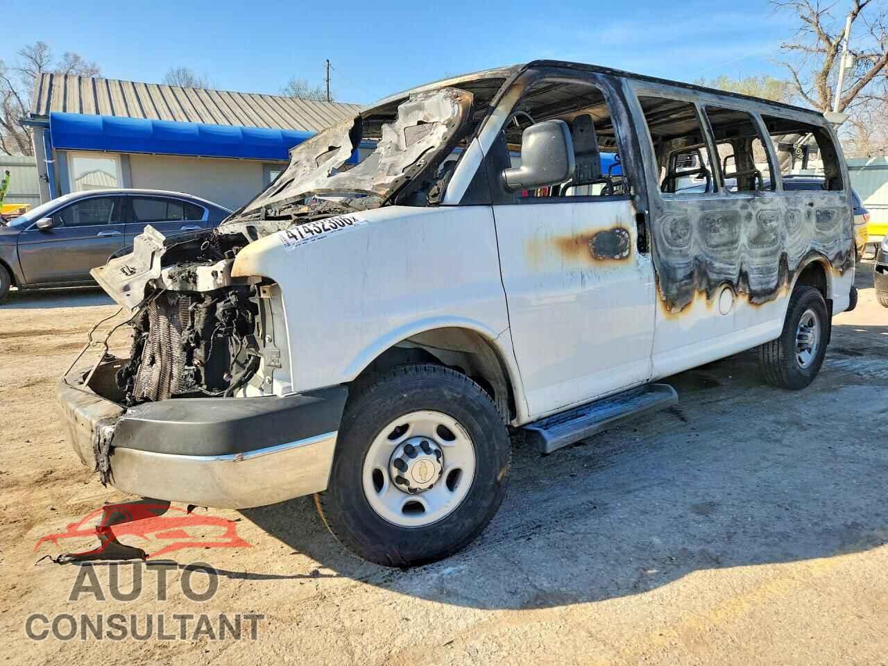 CHEVROLET EXPRESS 2016 - 1GBWGFFG5G1234172