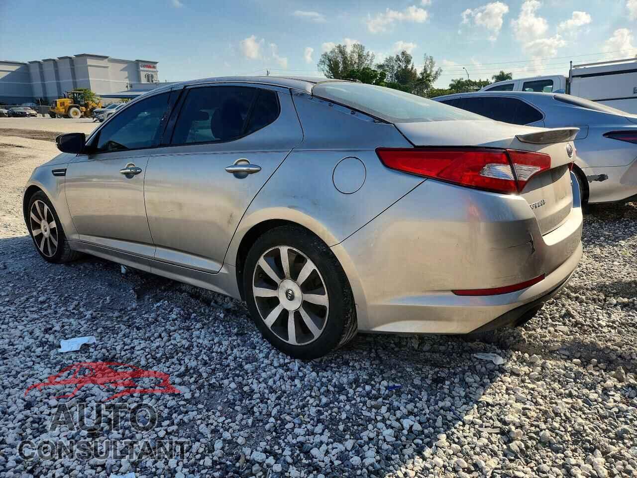 KIA OPTIMA 2012 - 5XXGR4A6XCG025635