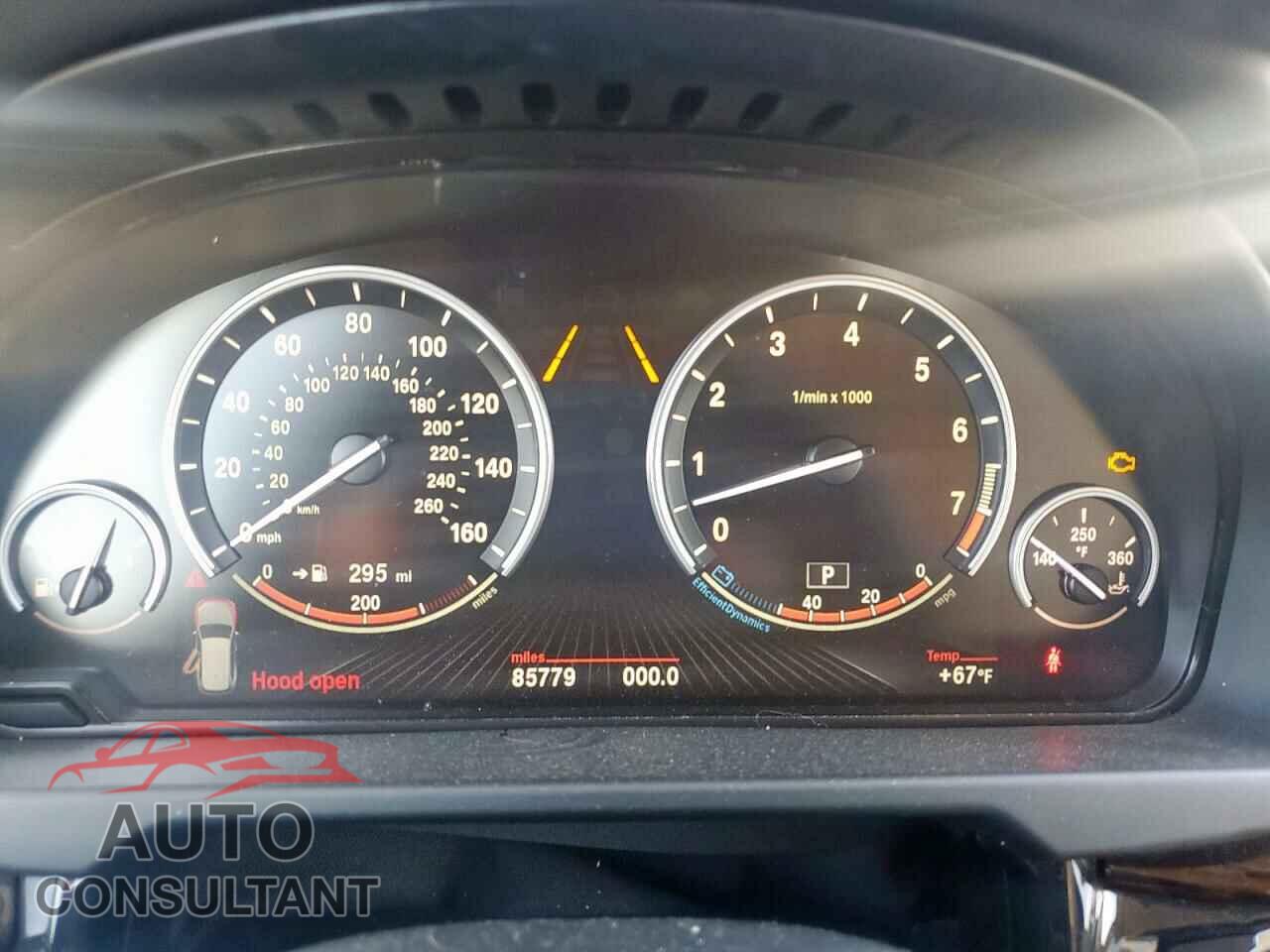 BMW X5 2015 - 5UXKR6C57F0J74647