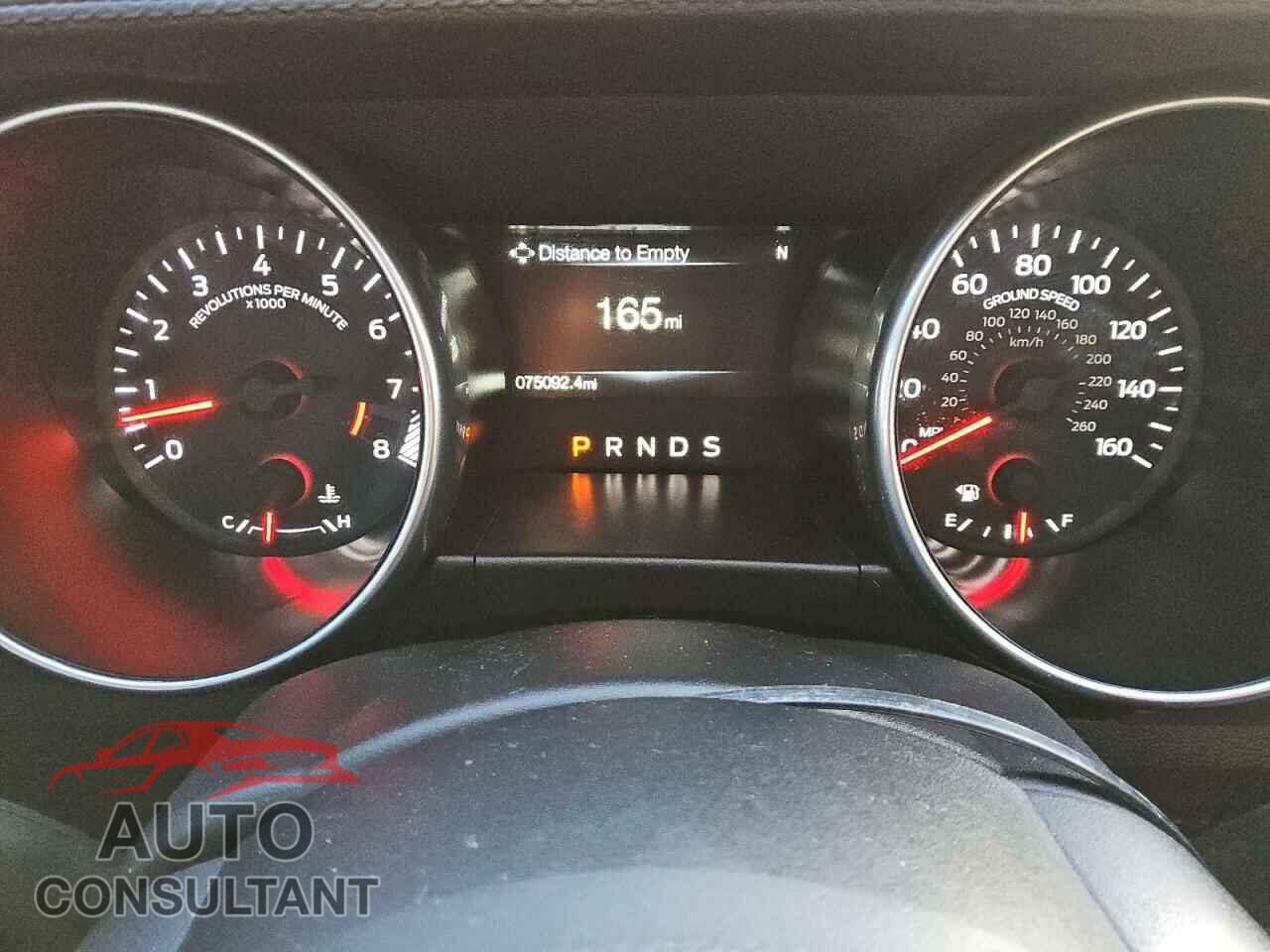 FORD MUSTANG 2018 - 1FATP8FF0J5142717
