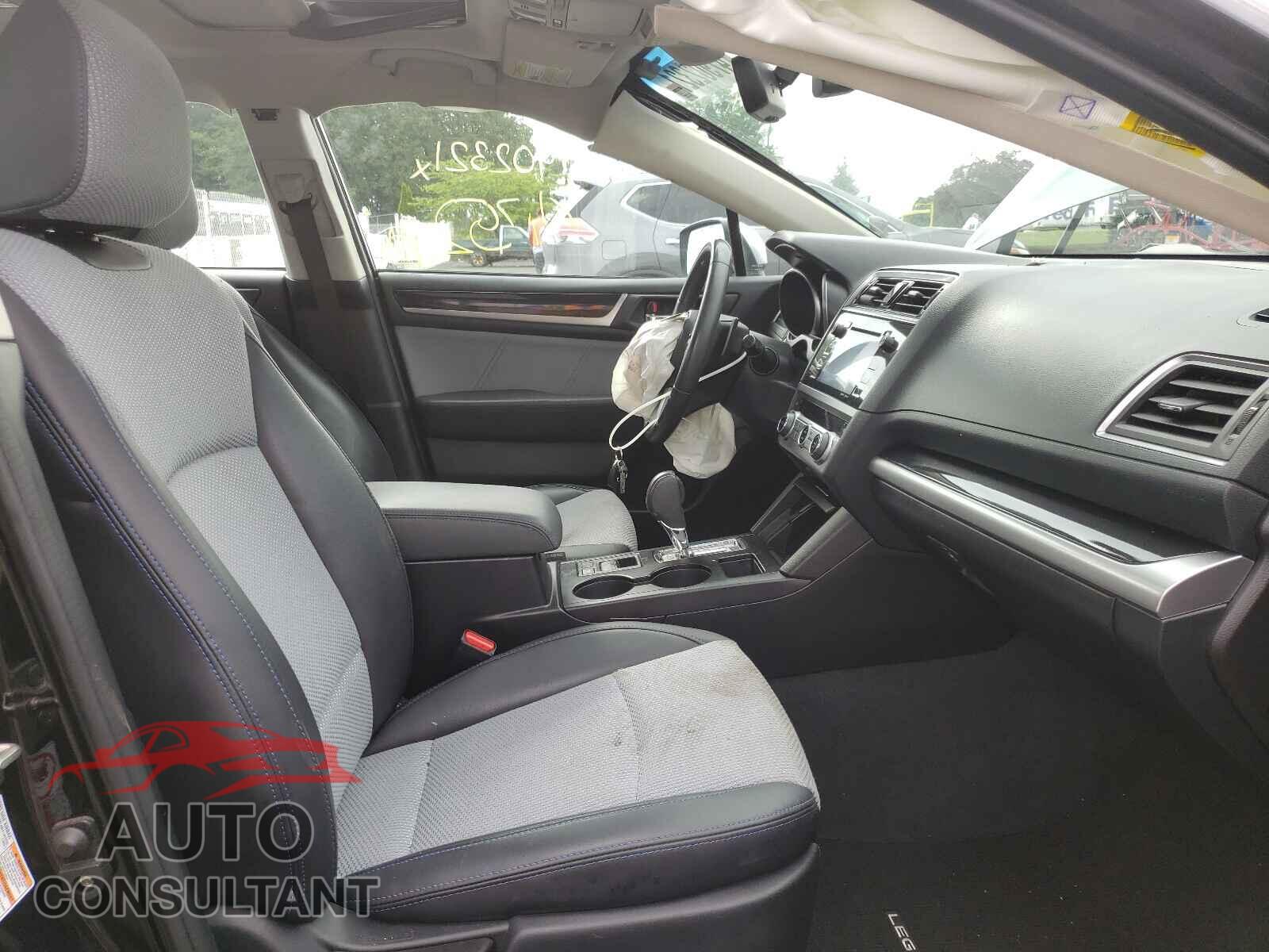 SUBARU LEGACY 2017 - 4S3BNAS61H3060686