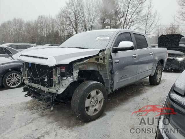 TOYOTA TUNDRA 2019 - 5TFHY5F12KX843832