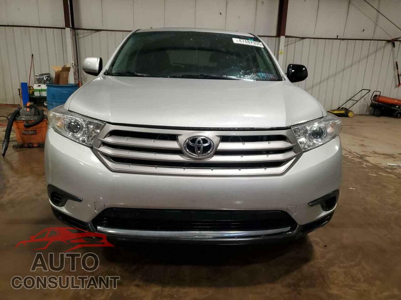 TOYOTA HIGHLANDER 2012 - 5TDBK3EH1CS109782
